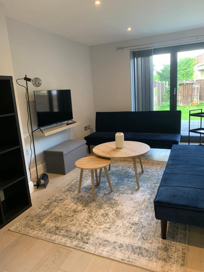 Ferienwohnung Wonderful 3 Bed Flat With Private Garden In Wimbledon - 1 The Queens London Exterior foto
