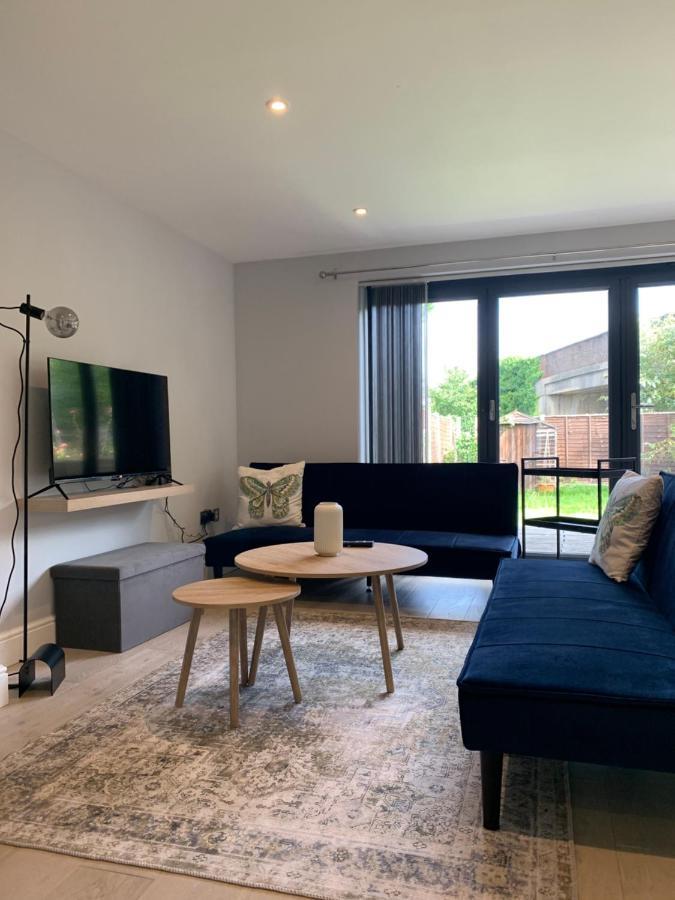 Ferienwohnung Wonderful 3 Bed Flat With Private Garden In Wimbledon - 1 The Queens London Exterior foto